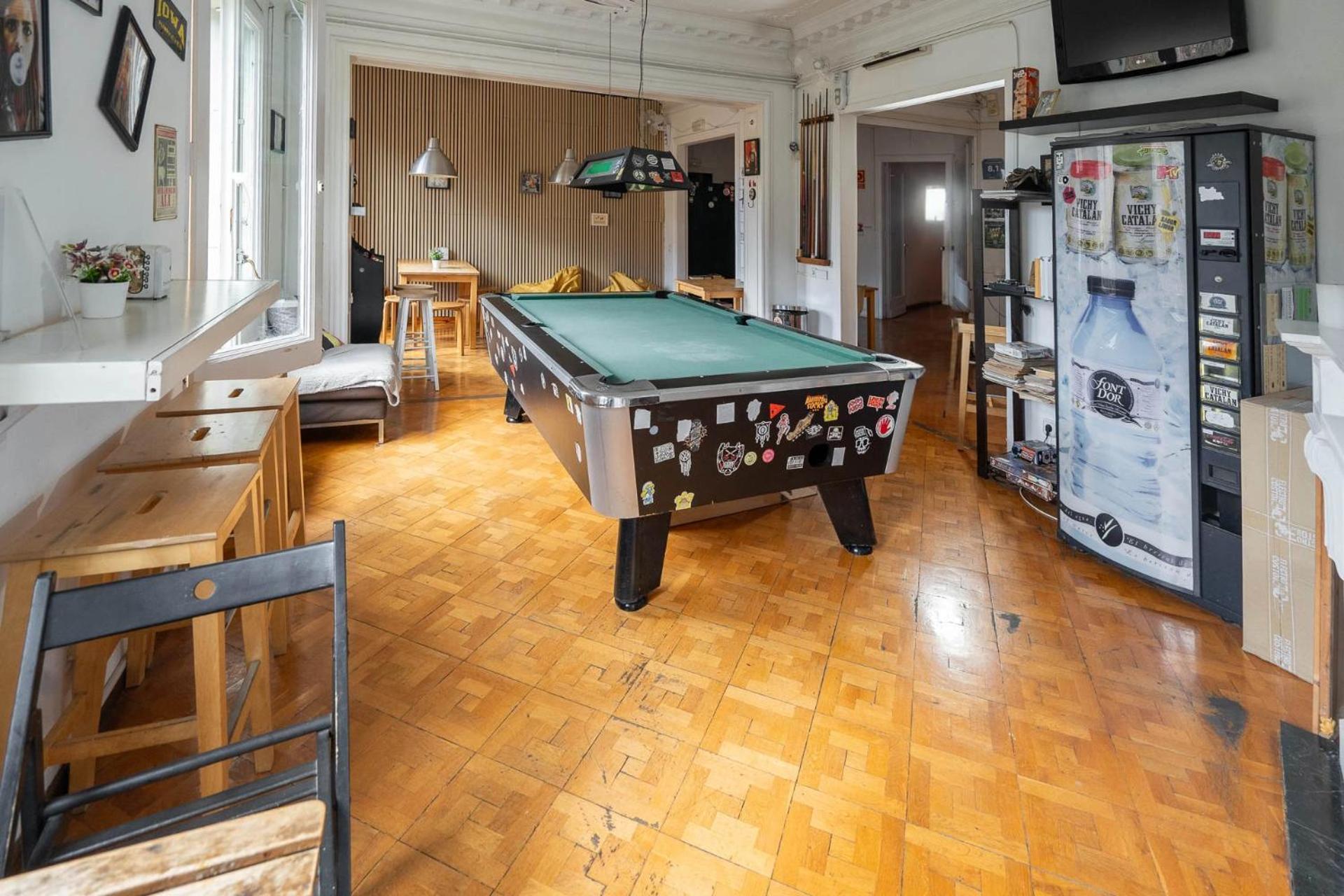 Wow Hostel Barcelona Buitenkant foto