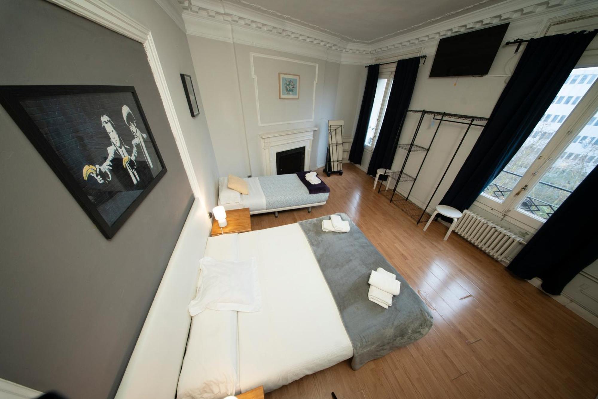 Wow Hostel Barcelona Buitenkant foto