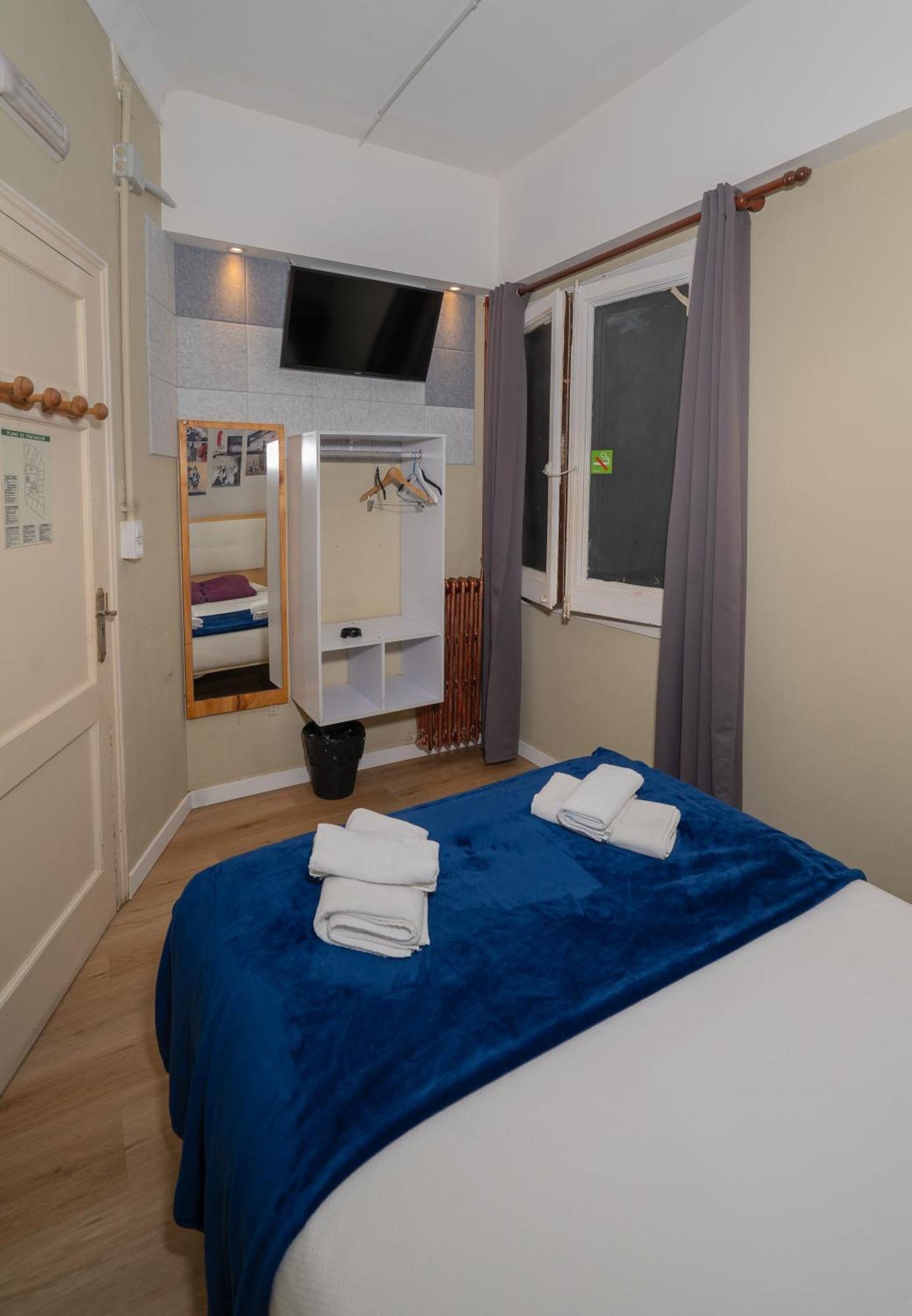 Wow Hostel Barcelona Buitenkant foto